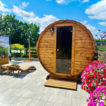 Gackowo アパート オストルダ